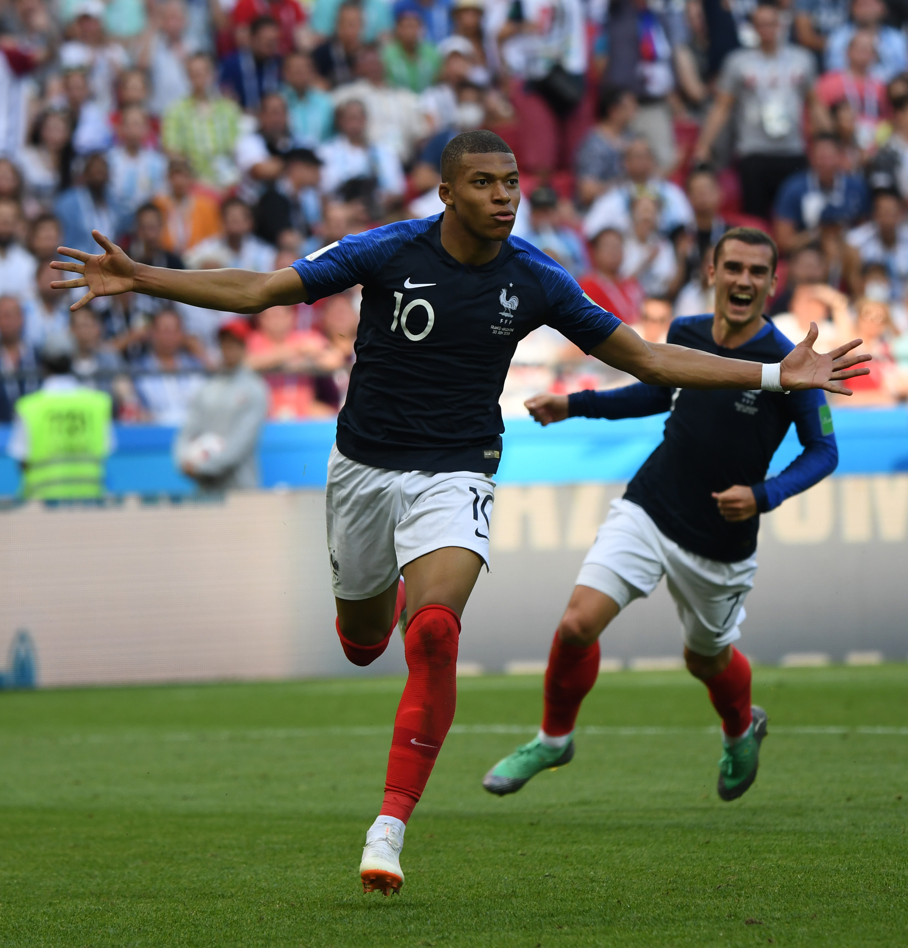 英媒：斯洛特帅位依然安全，但不能再出现完败森林这样的溃败