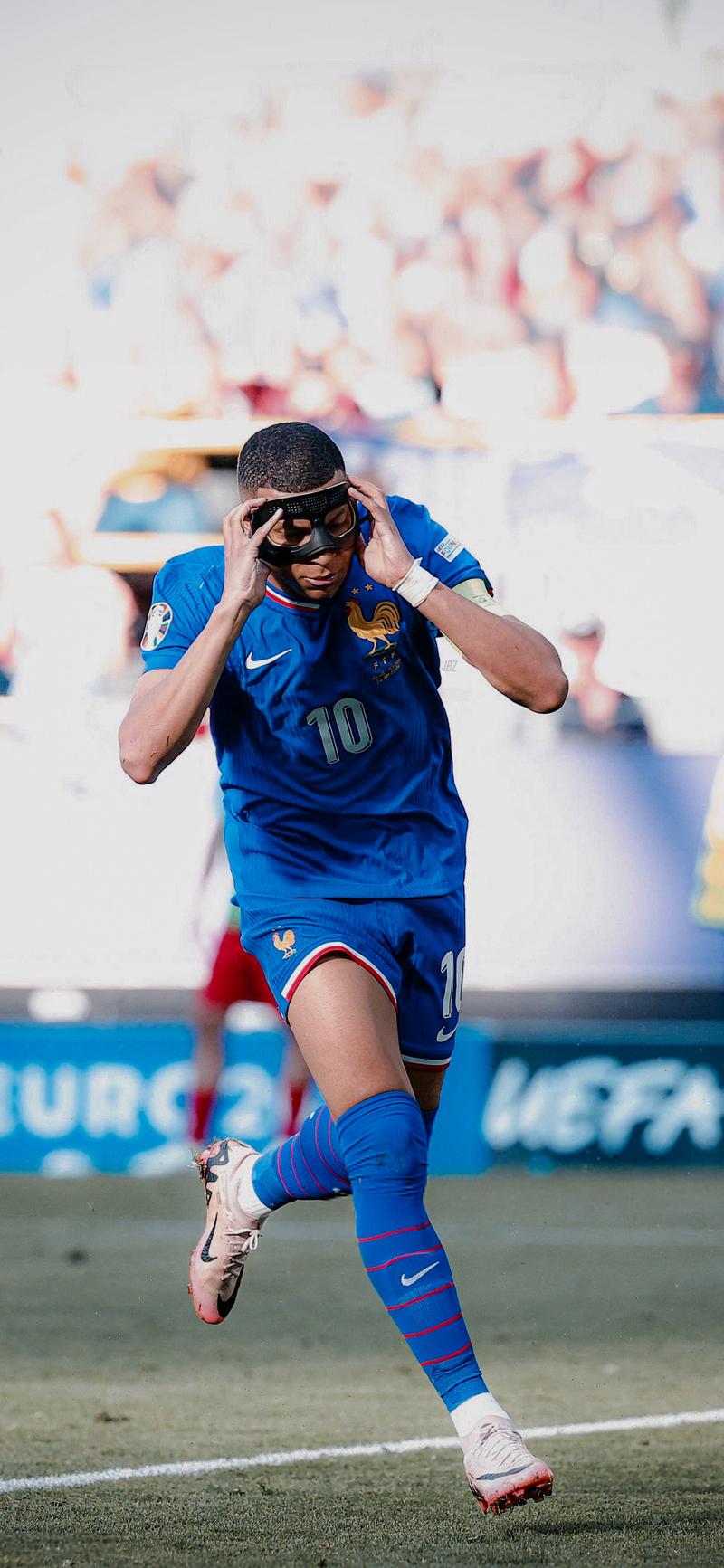 阿布拉汗总结2025：谢谢这一年的滚烫，谢谢所有“我们”