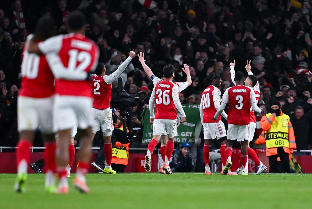 凯尔：我和施洛特贝克没矛盾；他的续约？在经济上我们尽全力