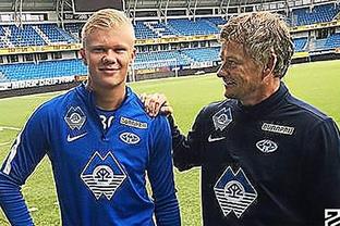 ATP总决赛第2日综述：弗里茨横扫穆塞蒂，辛纳室内硬地27连胜