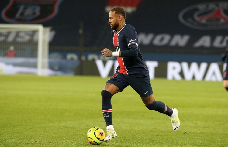 加拉塔萨雷高层炮轰土耳其足协：因遭裁判针对拒绝出席明日仪式