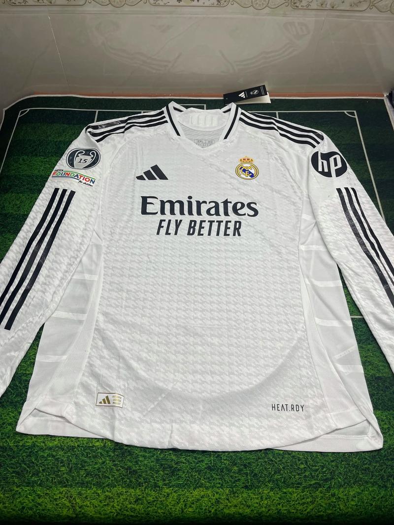 中甲半场：安以恩笑纳对方门将大礼，辽宁铁人暂1-0佛山南狮