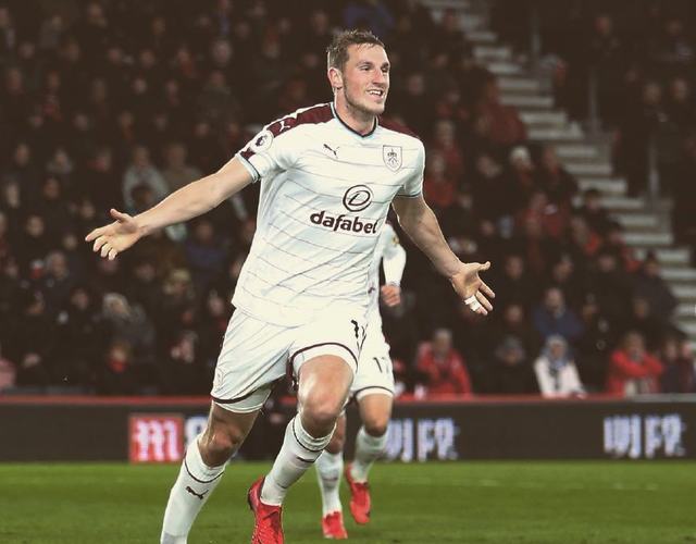 不得不服！加盟半年拿两冠，落叶归根解锁新纪录，若日尼奥真赢家